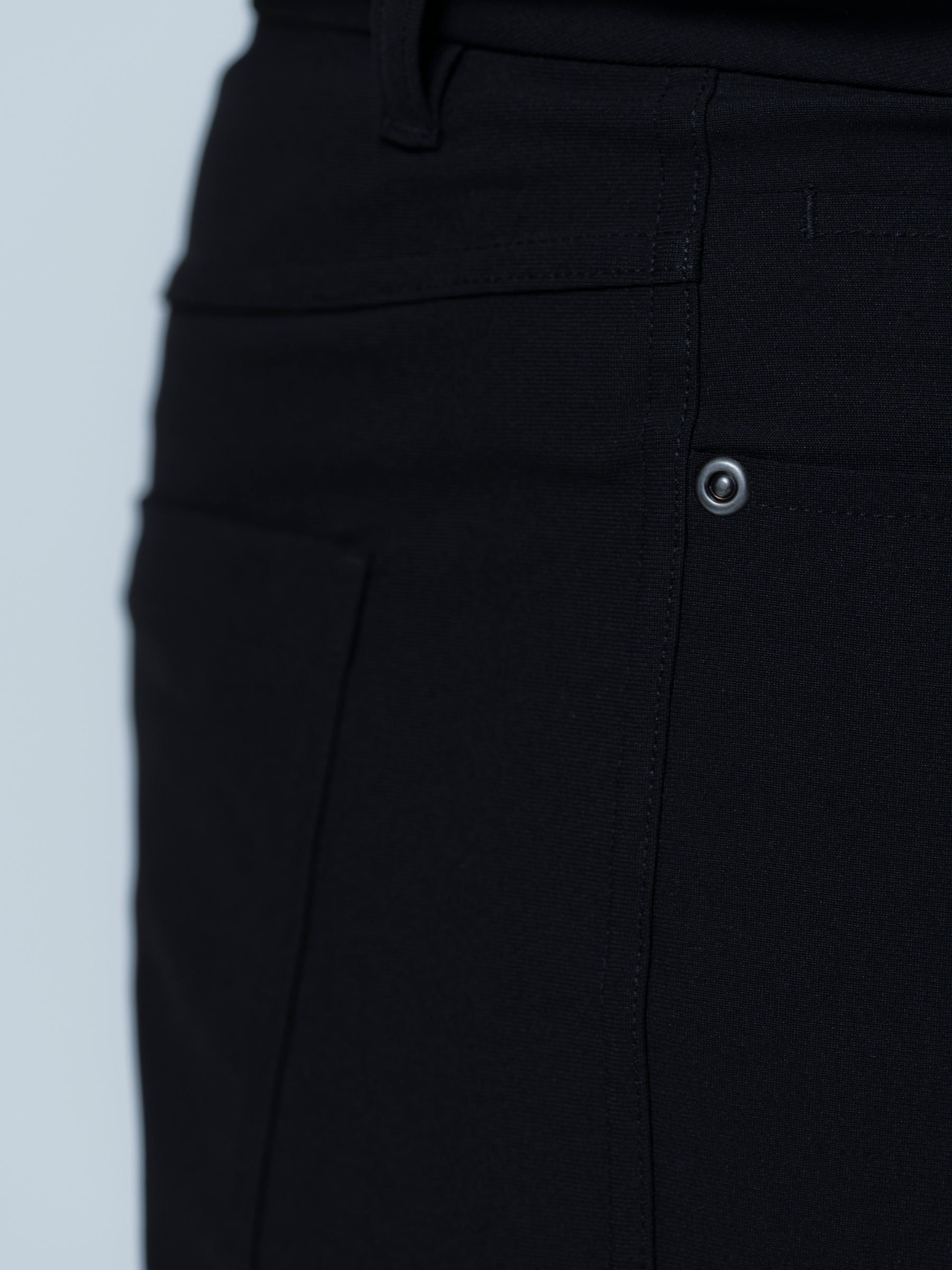 Versa Classic Fit Trouser \ Black