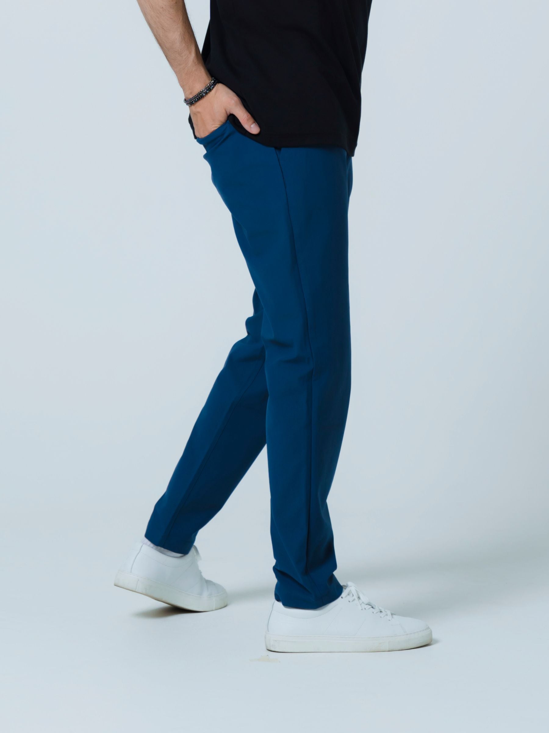 Versa Classic Fit Trouser \ Navy Blue